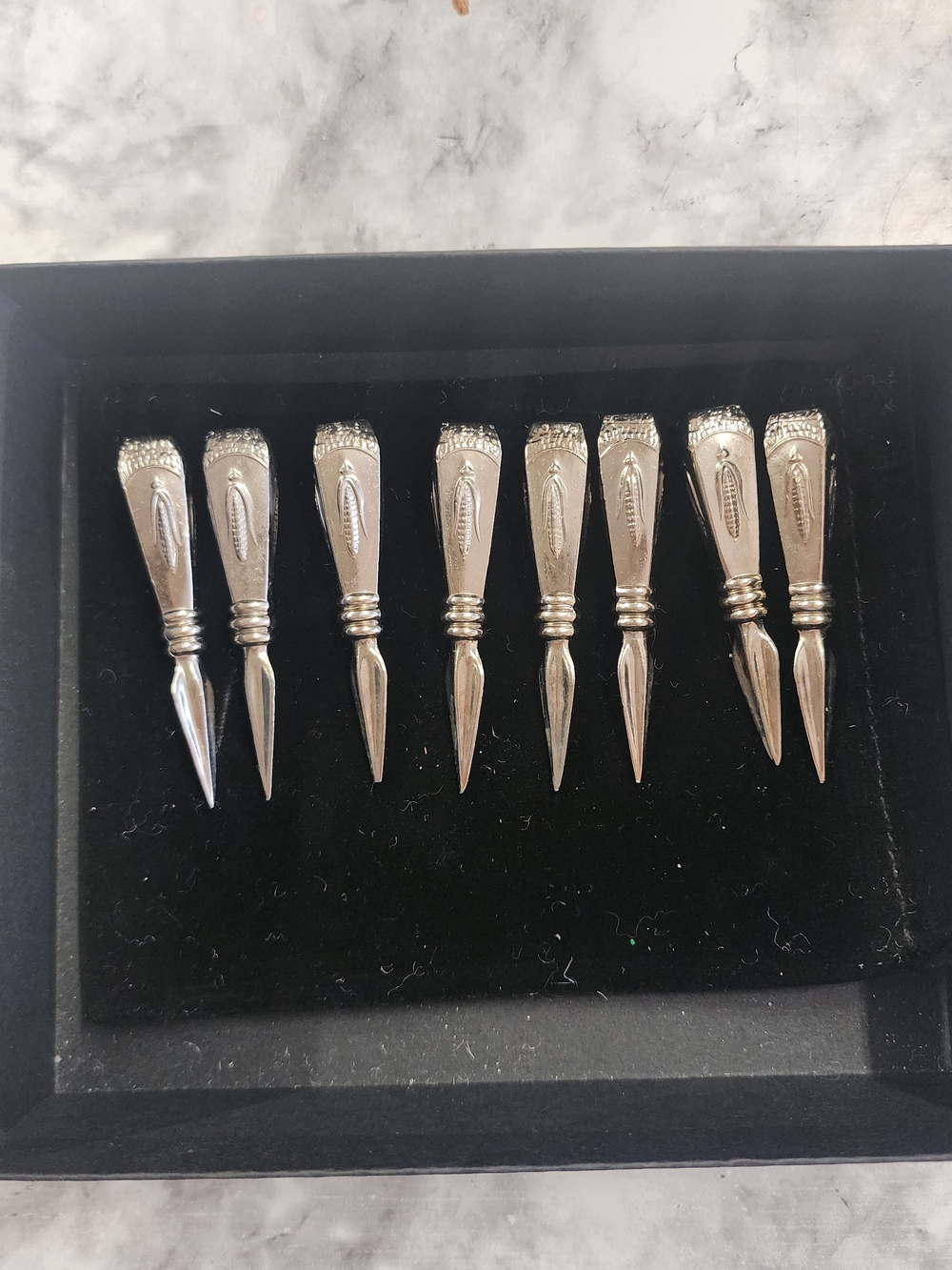 Antique 1940s Corn Holders Oneida - Set of 8